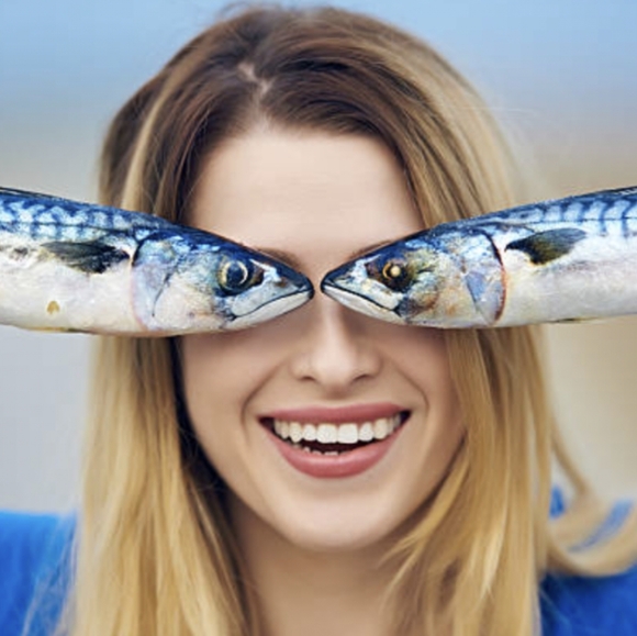 Meet your Posher, Lauren - Picture 2 of 5